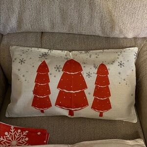 Festive Red Christmas Tree Pillow Covers (4)